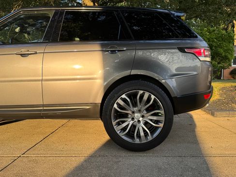 Used 2016 Land Rover Range Rover Sport Supercharged image 5