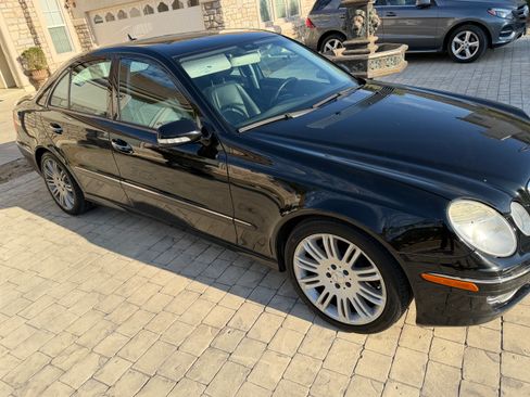 Used 2008 Mercedes-Benz E 350 Sedan image 10
