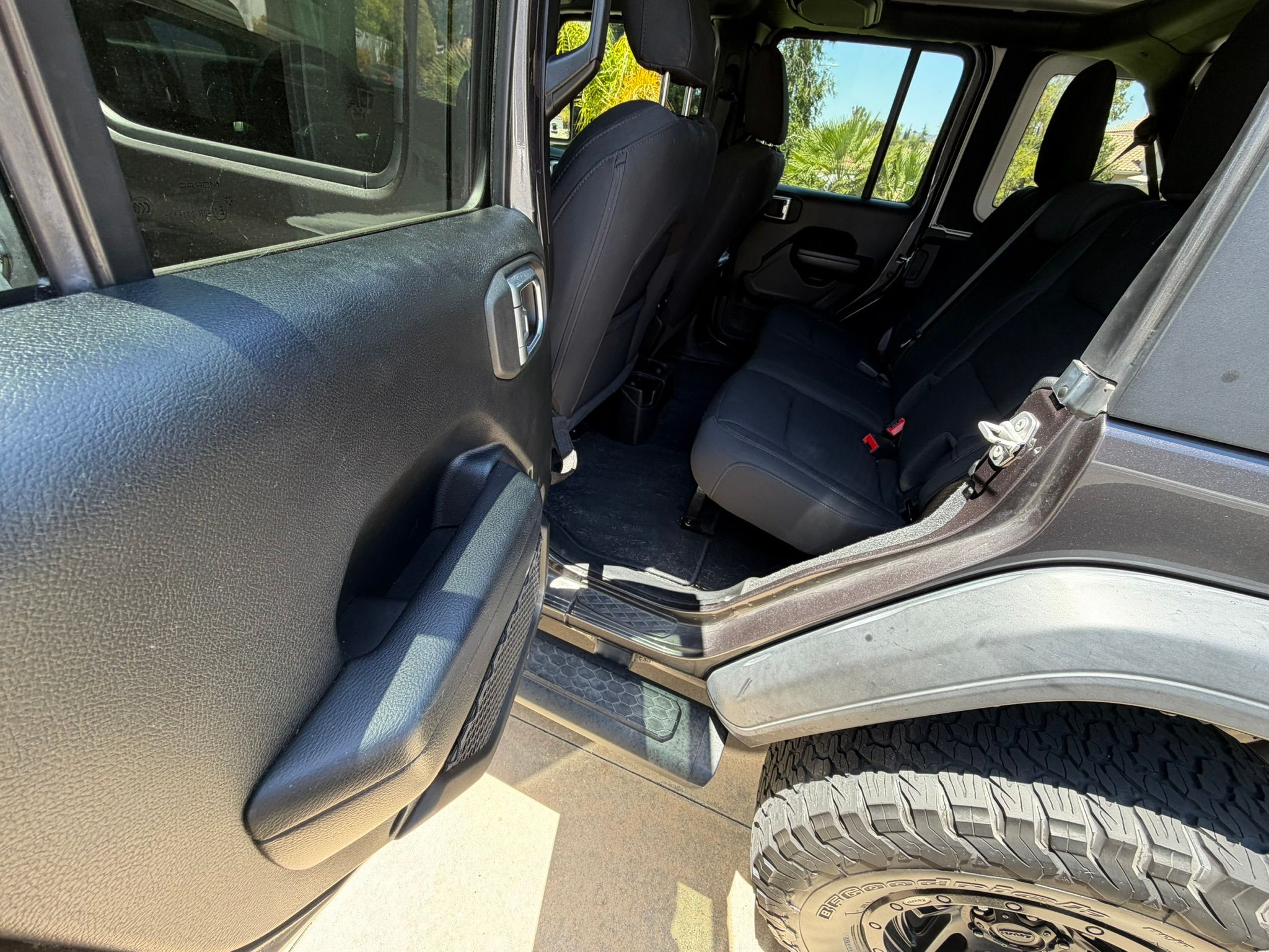 Used 2021 Jeep Wrangler Unlimited Sport AWD/4WD image 15