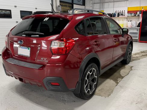 Used 2014 Subaru Crosstrek 2.0i Limited AWD/4WD image 5