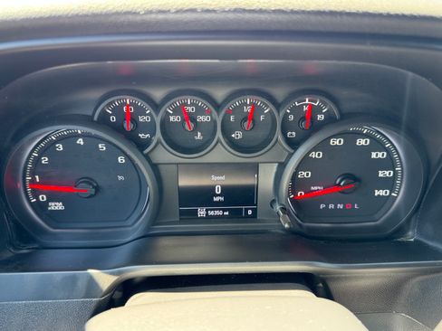 Used 2021 Chevrolet Silverado 1500 W/T w/ WT Value Package AWD/4WD image 18