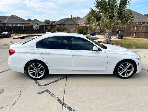 Used 2018 BMW 330e image 14
