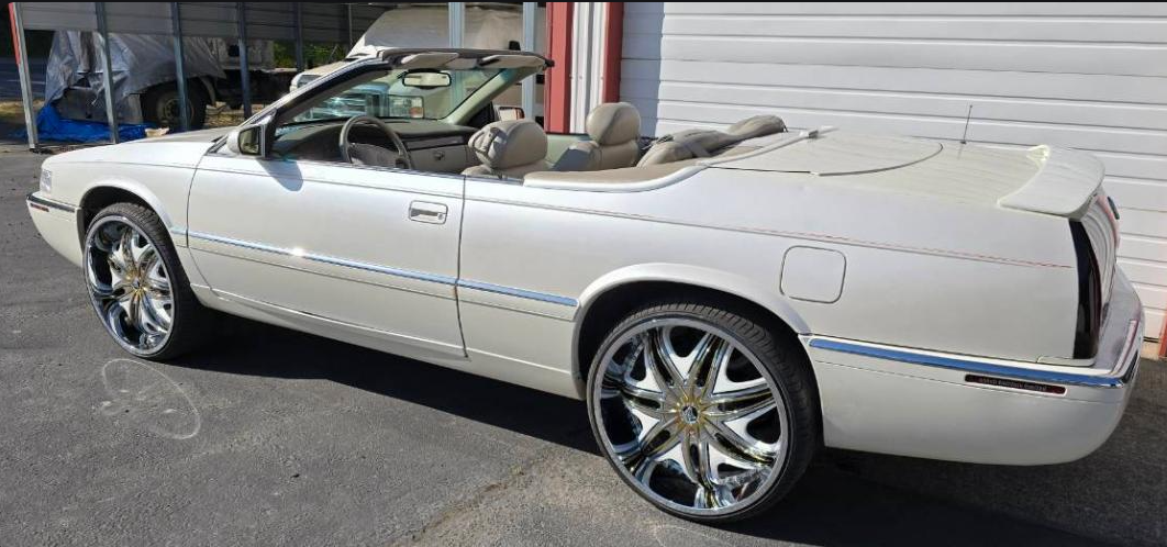 Used 1999 Cadillac Eldorado Touring FWD image 2
