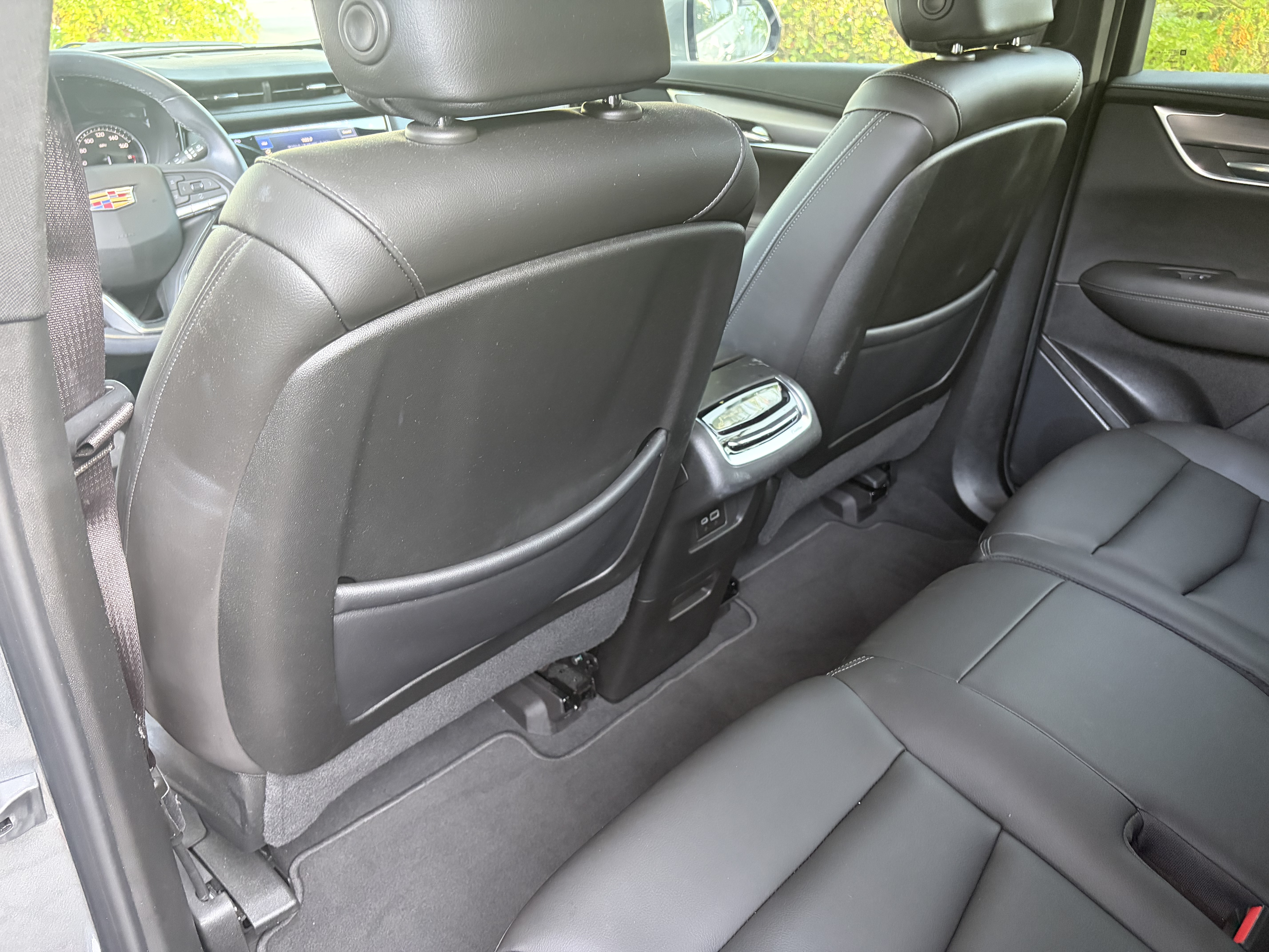 Used 2024 Cadillac XT6 Luxury FWD image 18