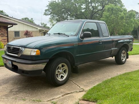 Used 1998 MAZDA B-Series Pickup 2WD Cab Plus B4000 image 4