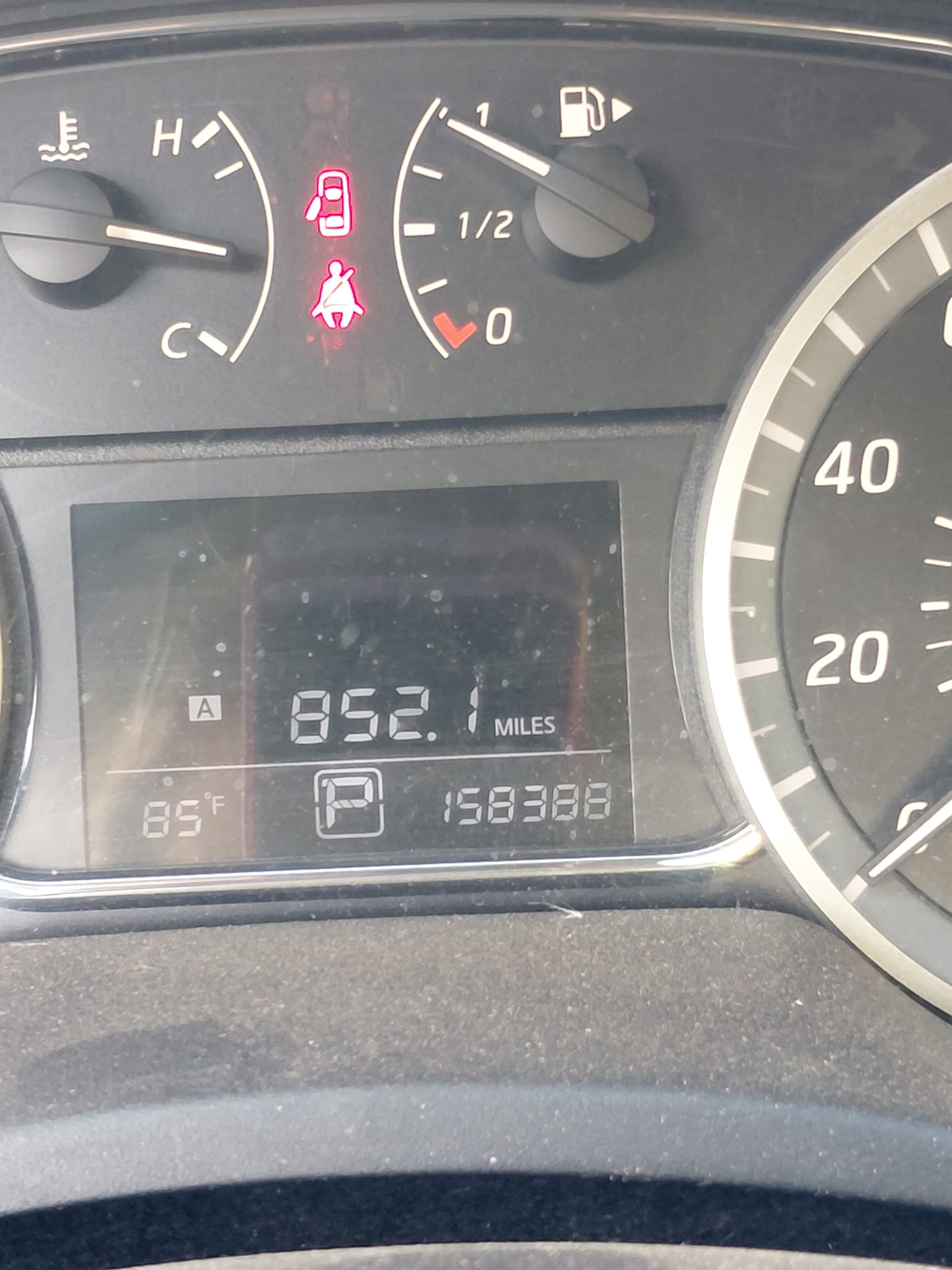 Used 2015 Nissan Sentra SV FWD image 9