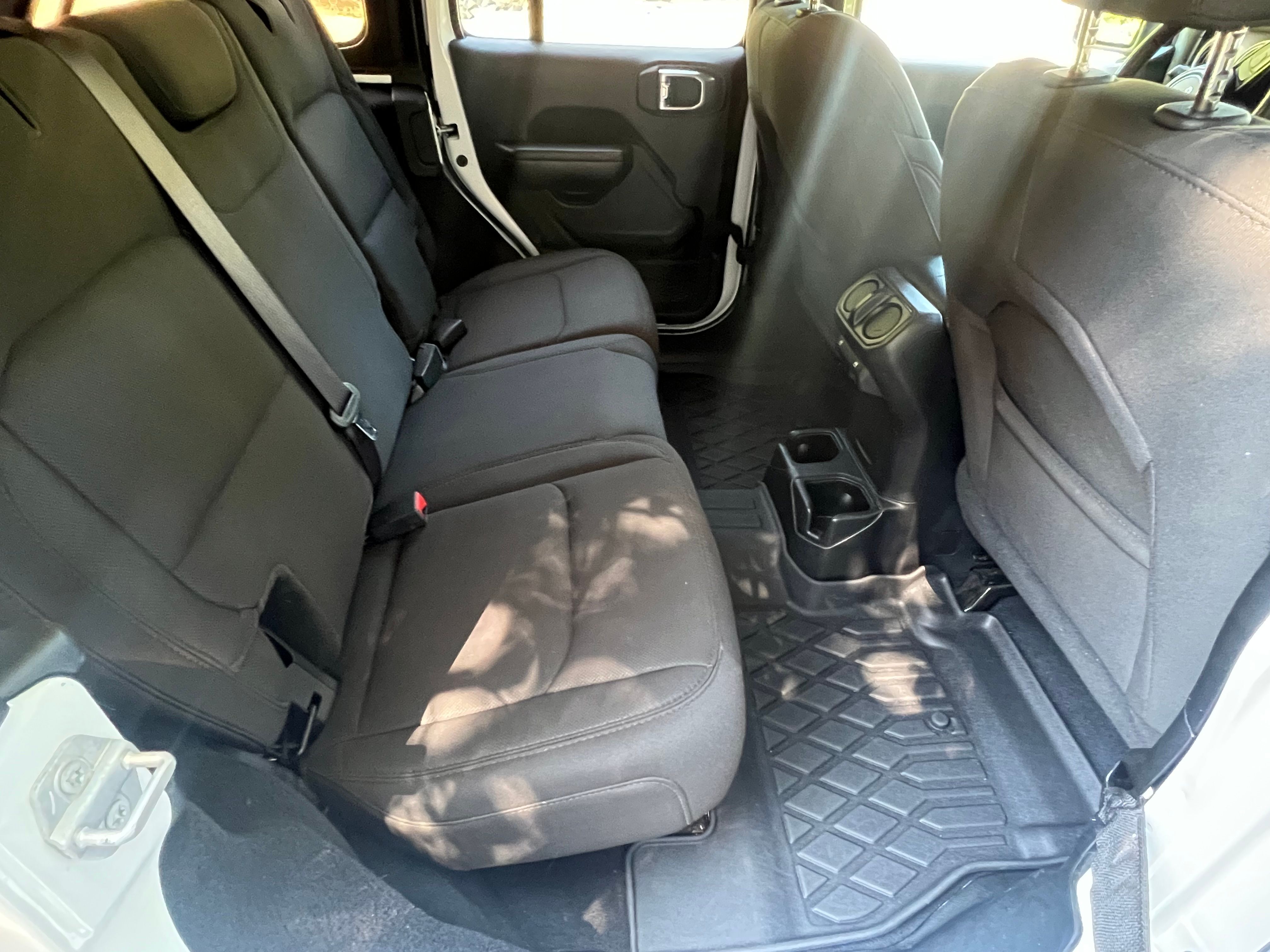 Used 2020 Jeep Wrangler Unlimited Sport AWD/4WD image 12