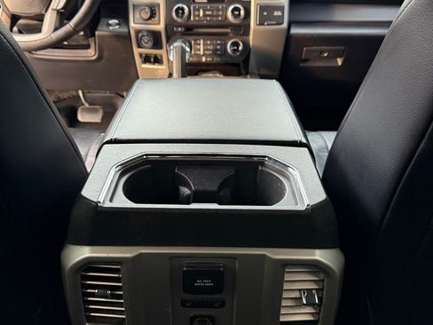 Used 2016 Ford F150 Lariat w/ Equipment Group 502A Luxury image 28