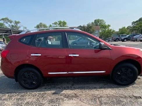 Used 2014 Nissan Rogue S w/ Convenience Package image 8