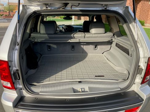 Used 2006 Jeep Grand Cherokee SRT8 w/ SRT Option Group I image 13