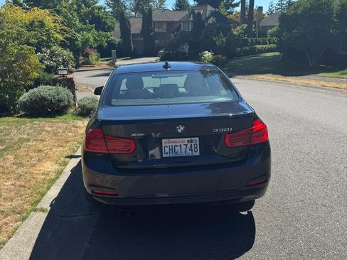 Used 2017 BMW 330i xDrive Sedan image 8