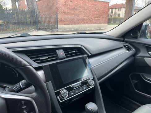 Used 2016 Honda Civic EX image 12