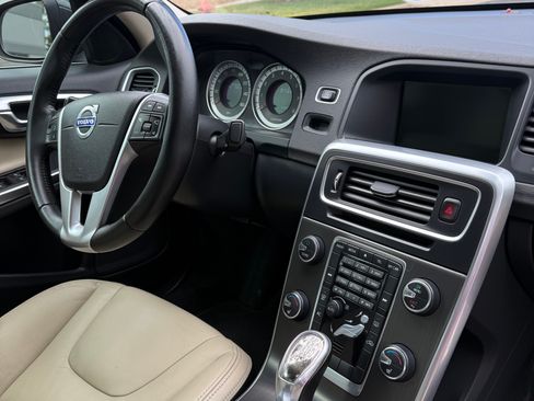 Used 2013 Volvo S60 T5 AWD/4WD image 14