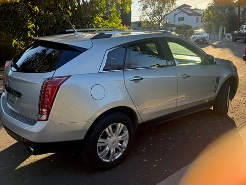 Used 2012 Cadillac SRX Luxury image 11