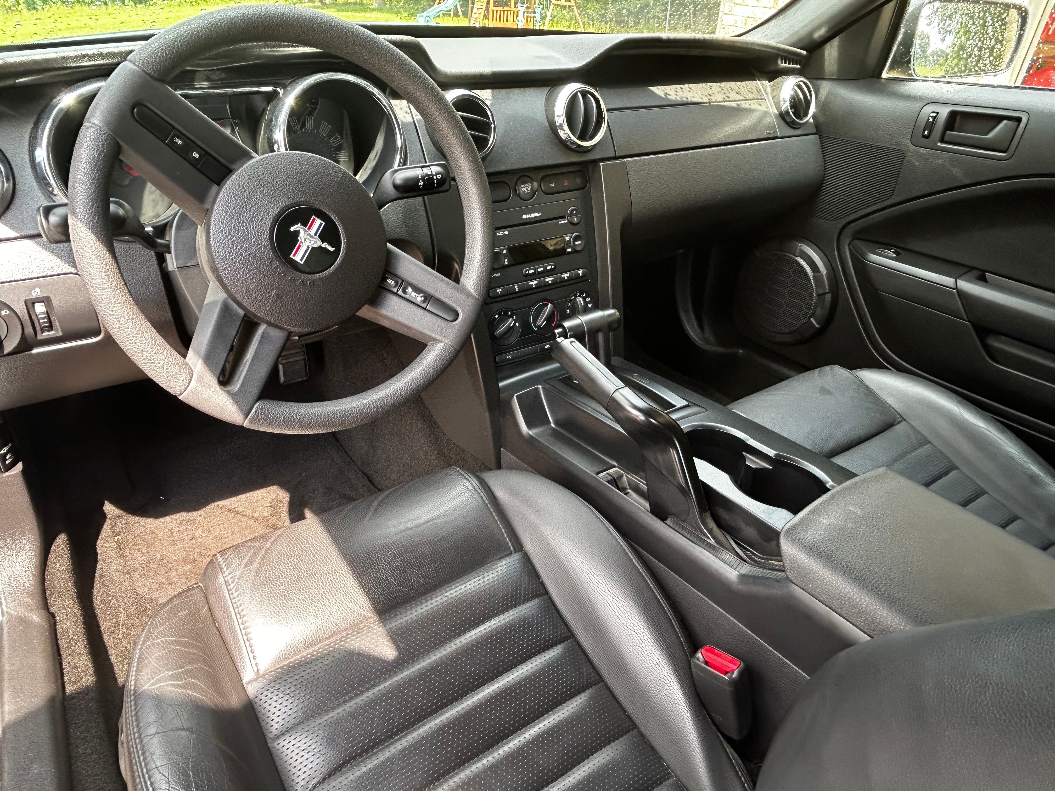 Used 2005 Ford Mustang GT RWD image 15
