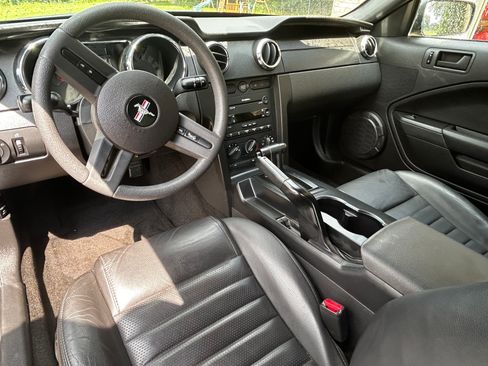Used 2005 Ford Mustang GT RWD image 15