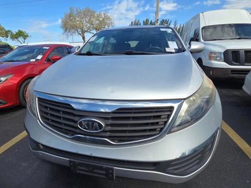 Used 2012 Kia Sportage LX w/ Navigation Pkg image 8