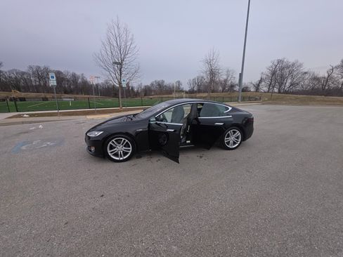Used 2015 Tesla Model S P85D image 27