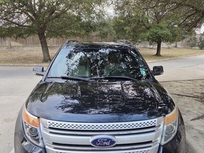 Used 2014 Ford Explorer XLT w/ Equipment Group 202A