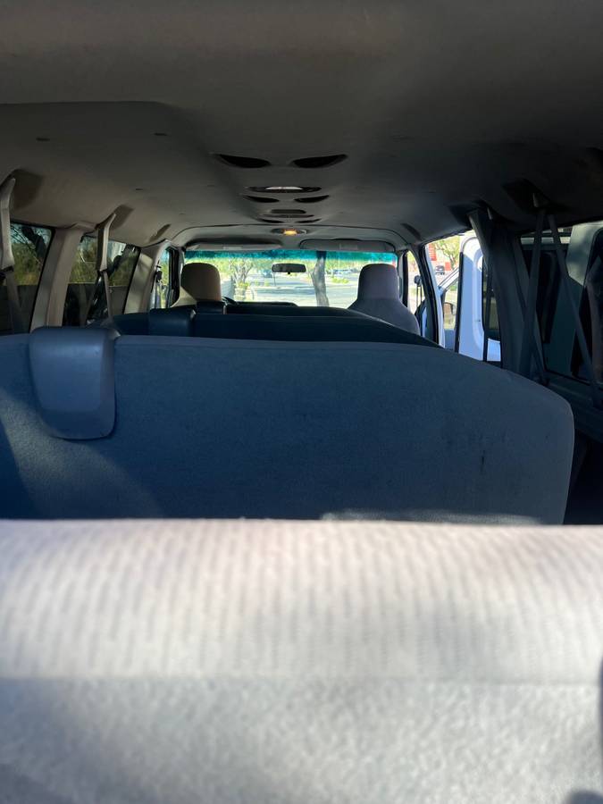 Used 2011 Ford E-350 and Econoline 350 XL w/ PWR Windows & Locks Group RWD image 12
