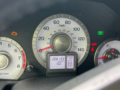 Used 2010 Honda Pilot EX-L image 18