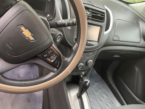 Used 2016 Chevrolet Trax LS image 9
