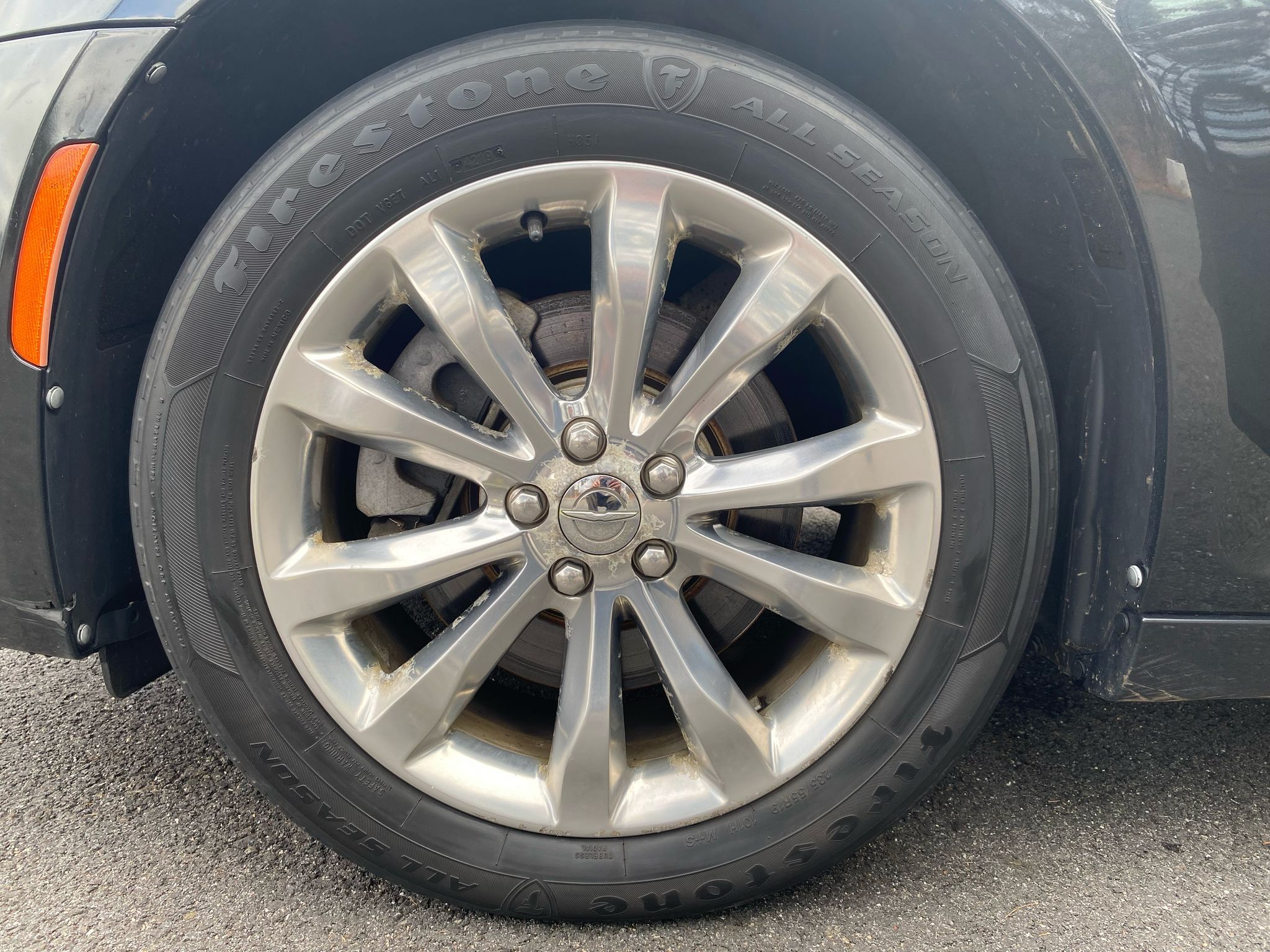Used 2015 Chrysler 300 C w/ Light Group AWD/4WD image 19