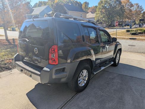 Used 2015 Nissan Xterra S w/ Value Package image 5