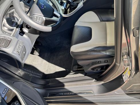 Used 2016 Volvo S60 T5 Cross Country Platinum image 6