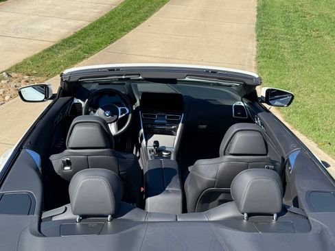 Used 2023 BMW 840i Convertible image 21