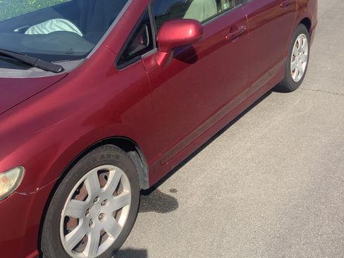 Used 2010 Honda Civic LX image 8