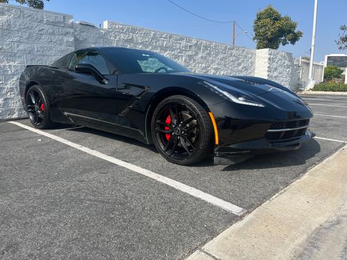 Used 2015 Chevrolet Corvette Stingray Coupe w/ 2LT Preferred Equipment Group image 29
