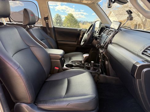 Used 2022 Toyota 4Runner TRD Off-Road Premium w/ Moonroof Package image 10