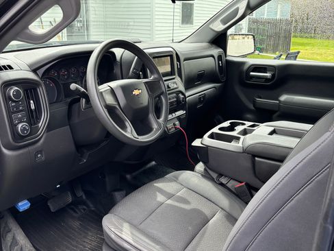 Used 2019 Chevrolet Silverado 1500 W/T w/ Trailering Package image 10