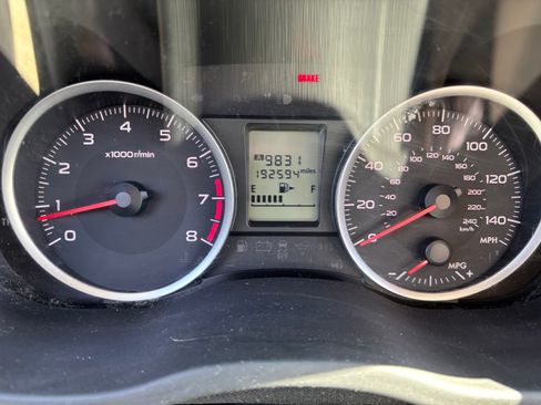 Used 2014 Subaru Crosstrek 2.0i Premium image 9