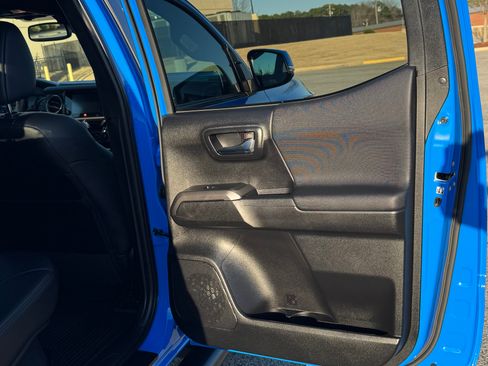 Used 2019 Toyota Tacoma TRD Pro image 23