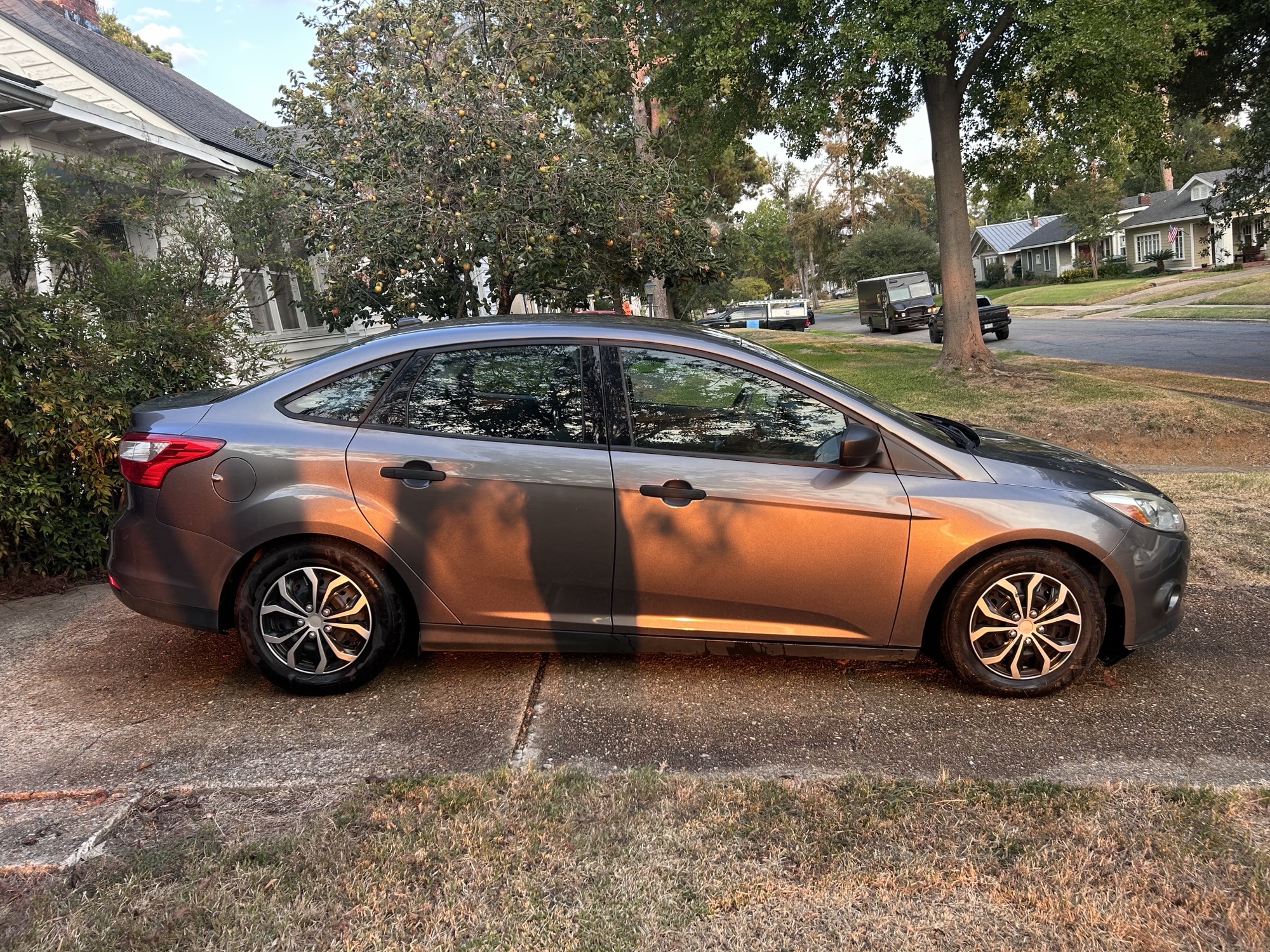 Used 2014 Ford Focus S FWD image 8