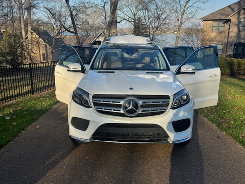 Used 2019 Mercedes-Benz GLS 550 4MATIC image 1
