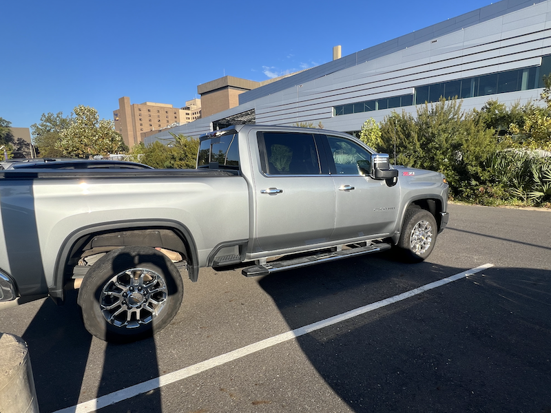 Used 2024 Chevrolet Silverado 2500 LTZ w/ LTZ Plus Package AWD/4WD image 2