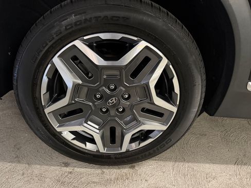 Used 2023 Hyundai Santa Fe Limited image 5