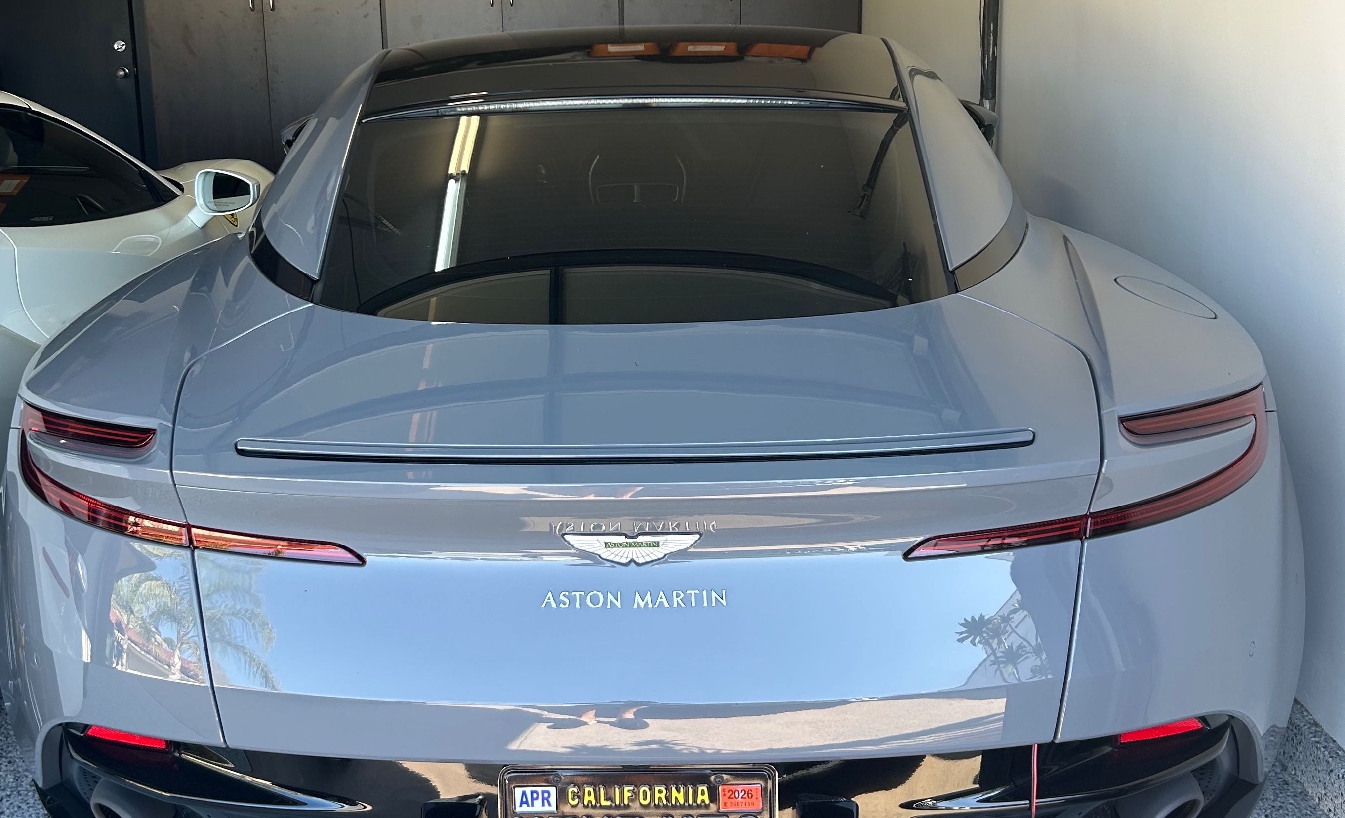 Used 2018 Aston Martin DB11 V12 RWD image 8