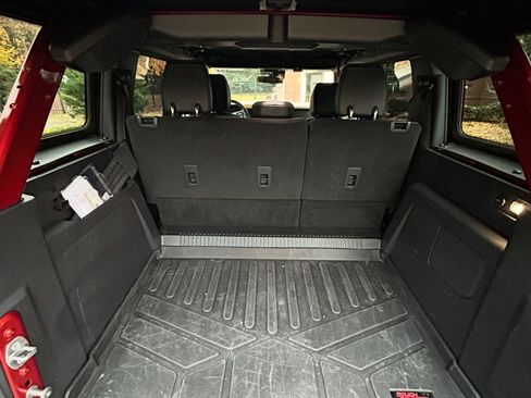 Used 2023 Ford Bronco Wildtrak image 15