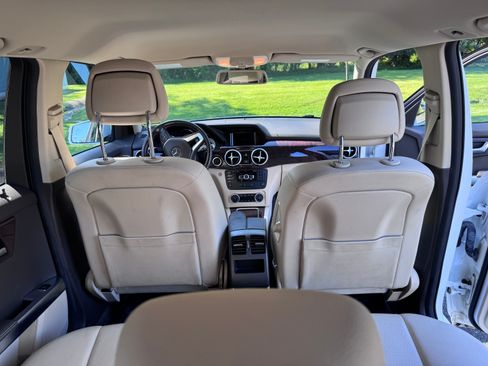 Used 2015 Mercedes-Benz GLK 350 4MATIC image 12