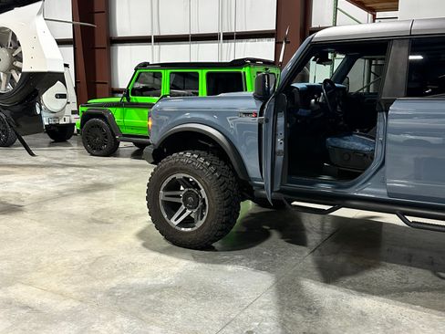 Used 2023 Ford Bronco Big Bend image 12