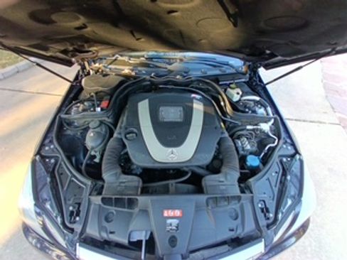 Used 2011 Mercedes-Benz E 350 Cabriolet image 5