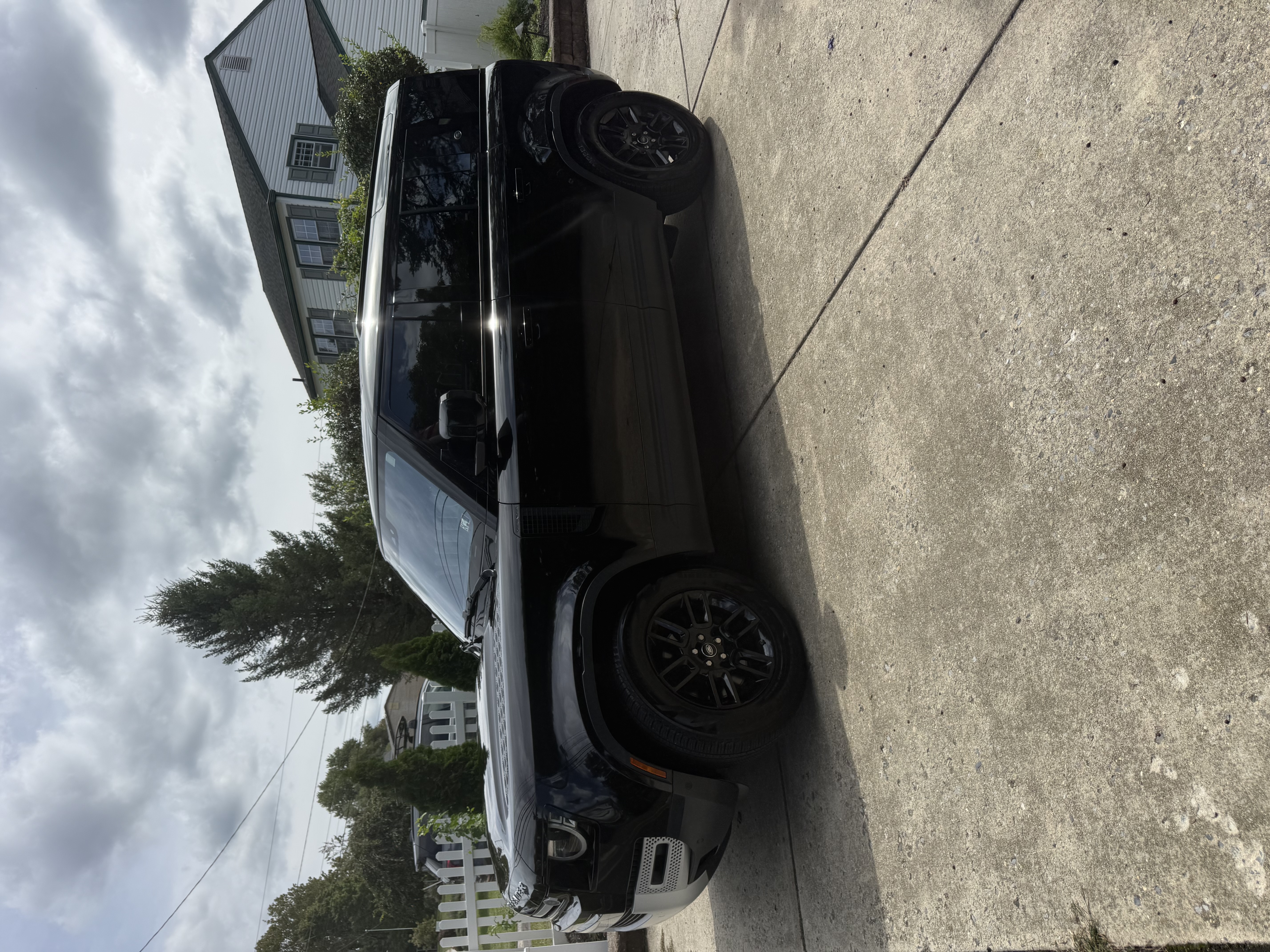 Used 2020 Land Rover Defender 110 S AWD/4WD image 8