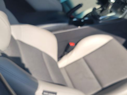 Used 2015 Hyundai Genesis 3.8 image 17