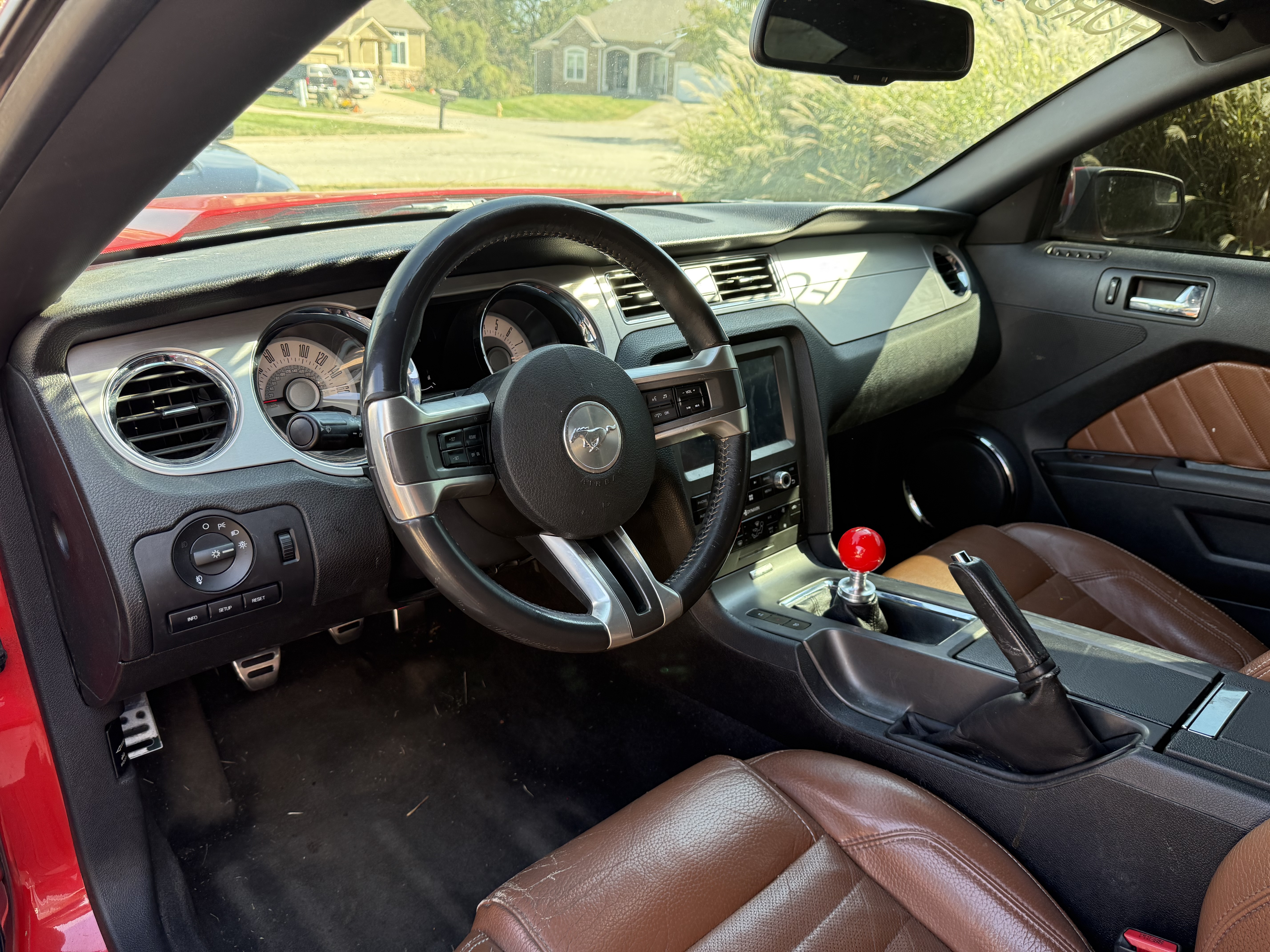 Used 2012 Ford Mustang GT Premium RWD image 7