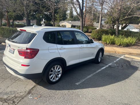 Used 2017 BMW X3 sDrive28i image 6