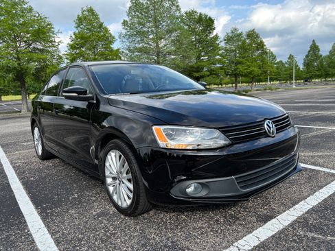 Used 2014 Volkswagen Jetta SEL FWD image 23